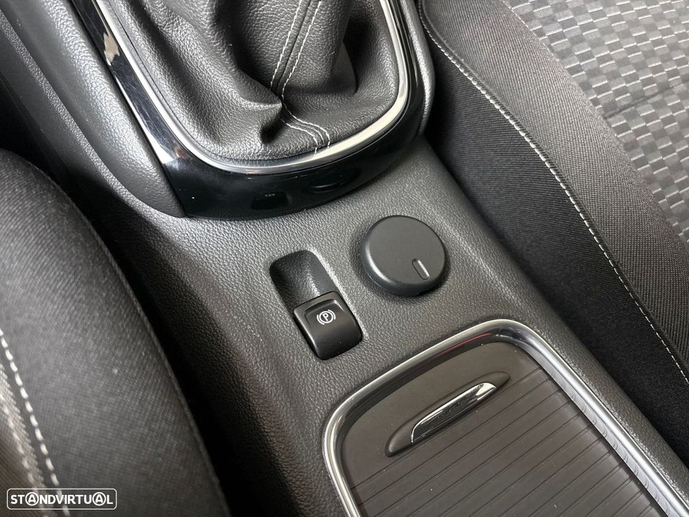 Opel Astra Sports Tourer 1.2 T GS Line S/S - 41