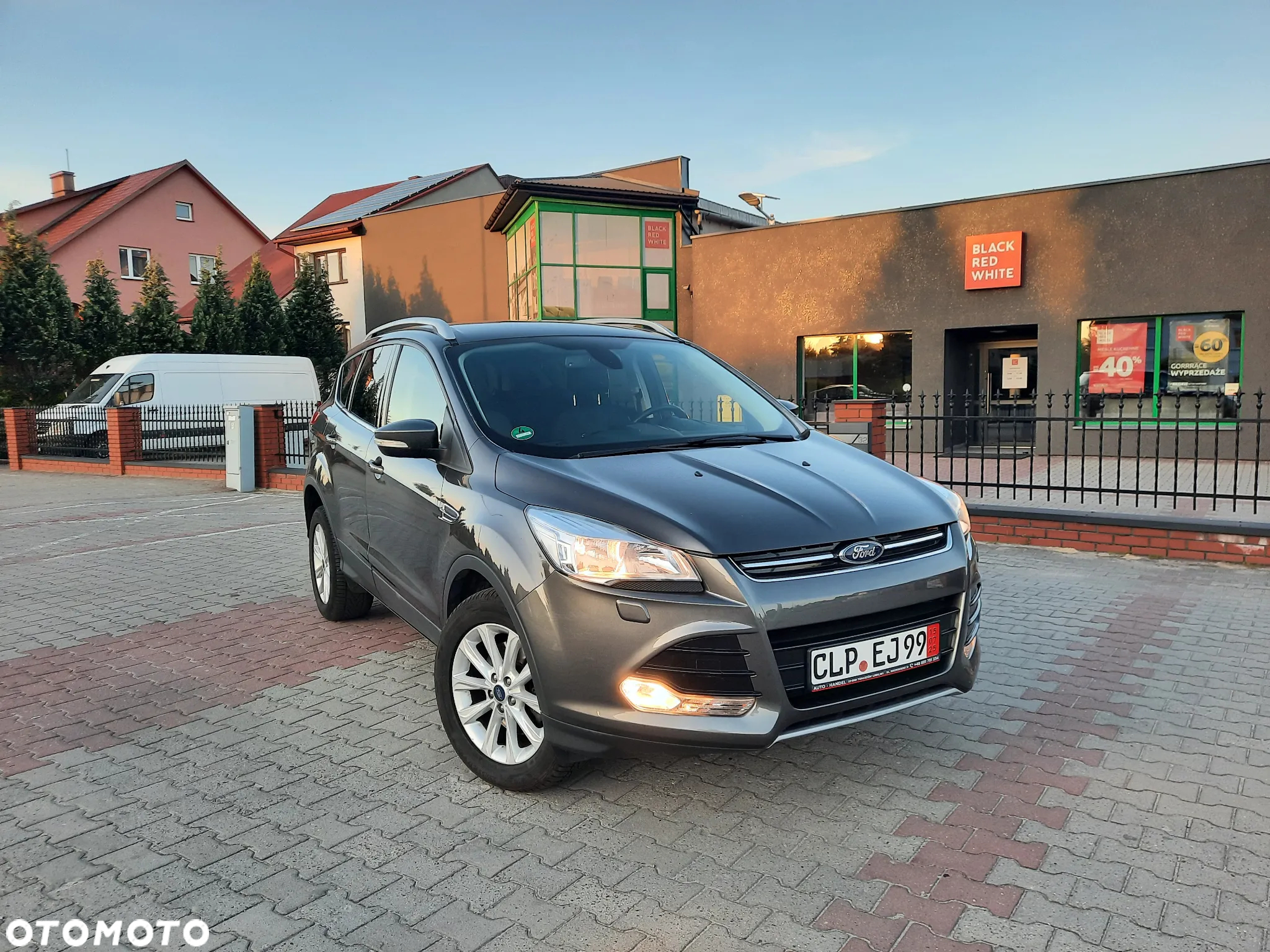 Ford Kuga 2.0 TDCi 2x4 Individual - 4