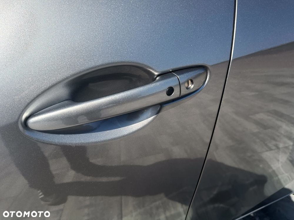 Mazda 3 2.0 Sport - 23