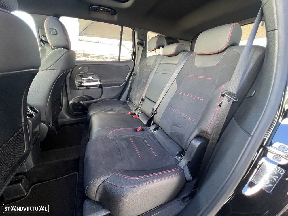 Mercedes-Benz GLB 200 AMG Line - 24