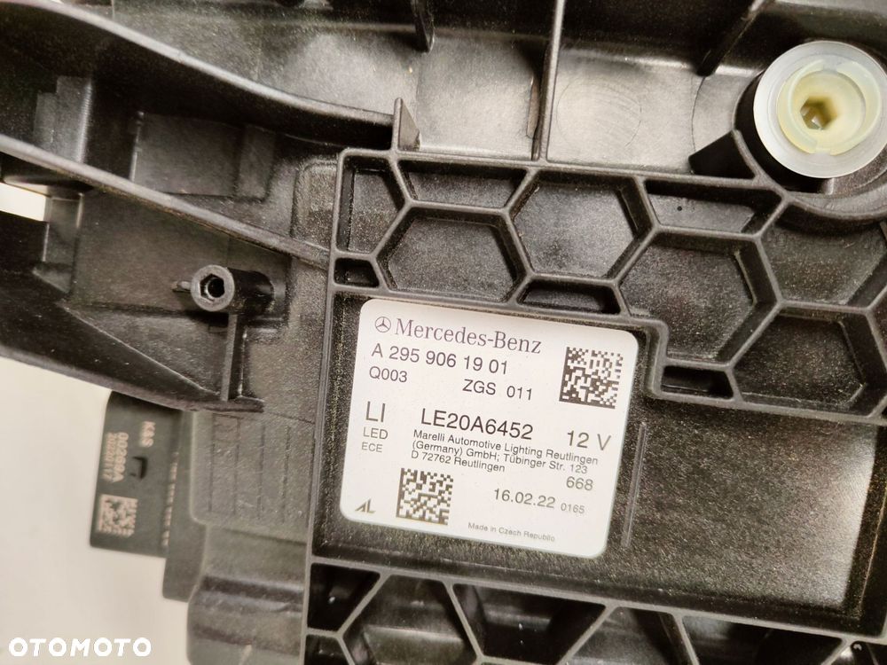 mercedes eqe 295 lampa przednia lewa digital led - 3