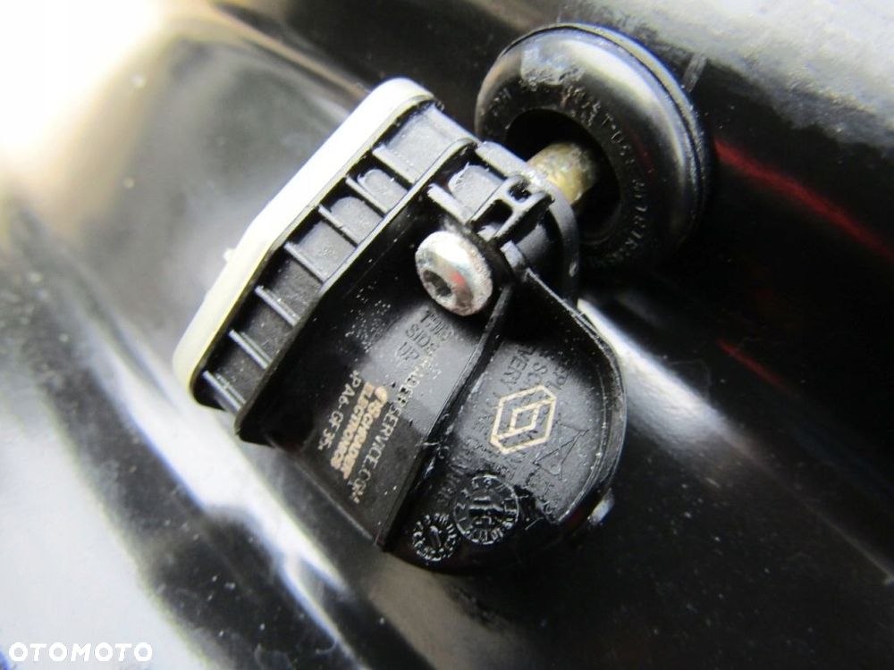 Felga 16 Renault Clio IV Dacia Lodgy Logan Sandero Dokker 4x100 ET44  TPMS - 4