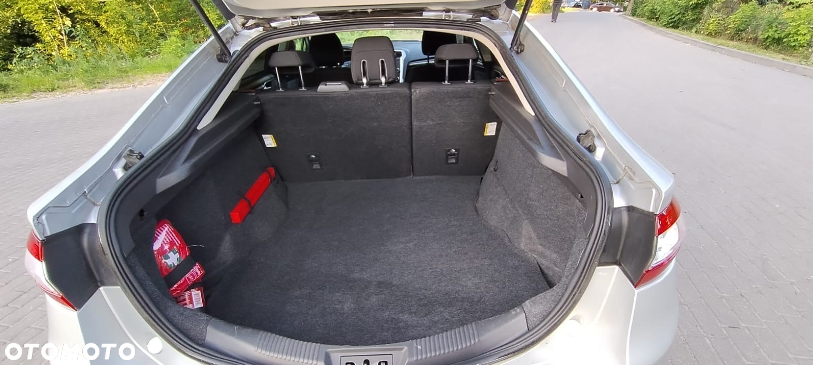 Ford Mondeo 2.0 TDCi Ambiente - 11