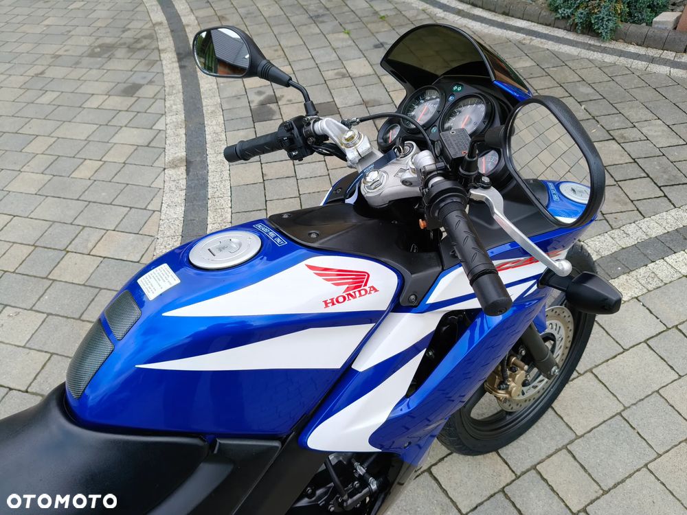 Honda CBR - 8