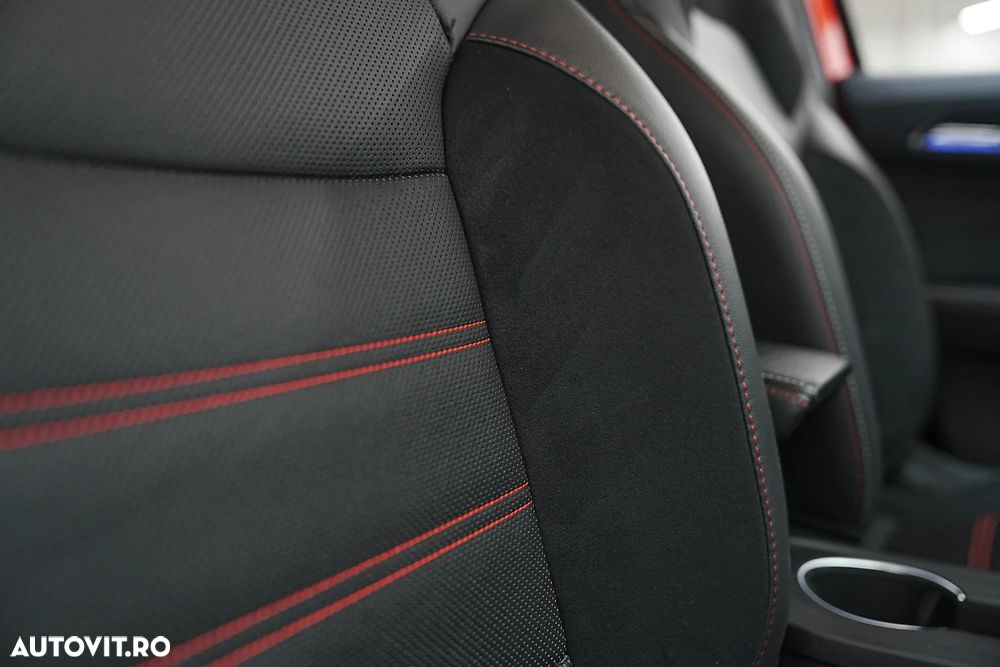 Renault Arkana E-TECH 145 R.S.LINE - 38