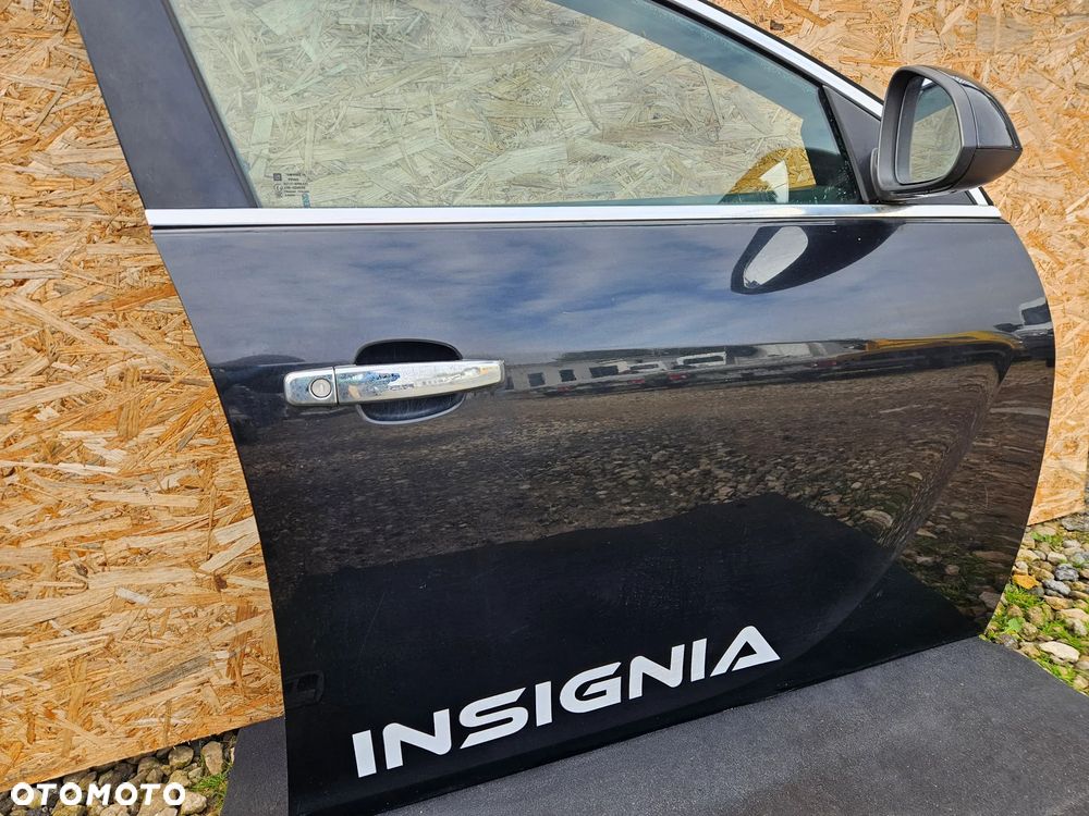 Opel Insignia A drzwi przednie prawe KOD LAKIERU : Z22C - 4