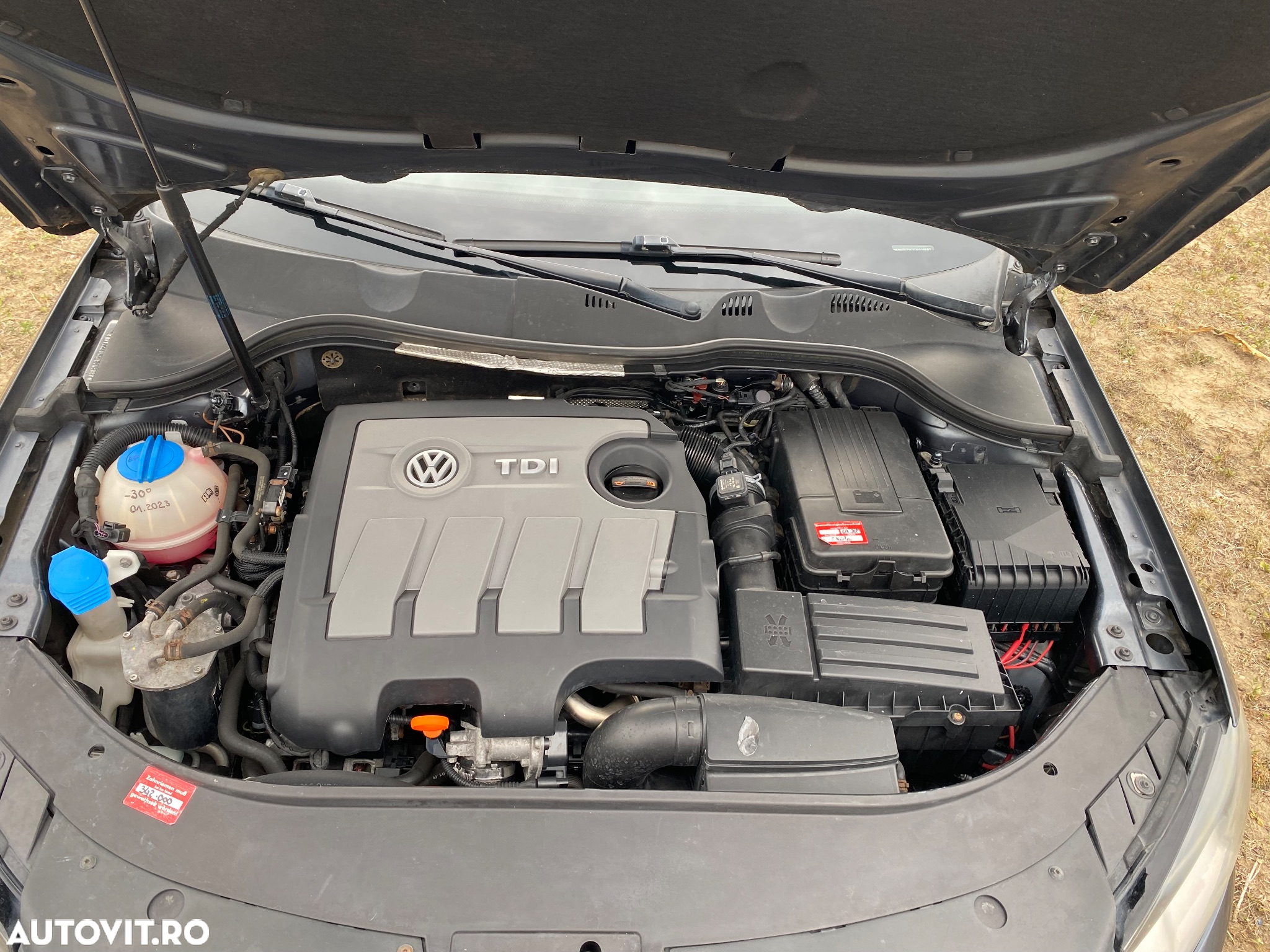 Volkswagen Passat Variant 1.6 TDI BlueMotion - 27