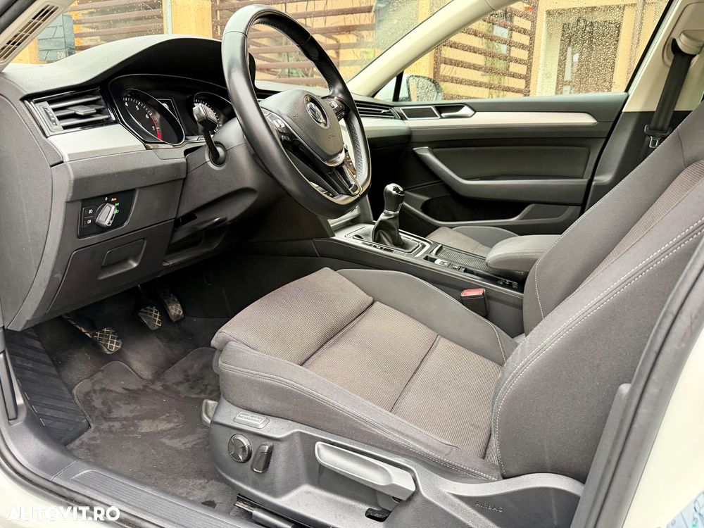 Volkswagen Passat 1.4 TSI ACT 4Motion R Executive - 12