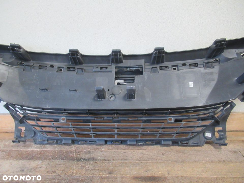 GRILL GRIL ATRAPA PEUGEOT 5008 II 2017-2021 - 14
