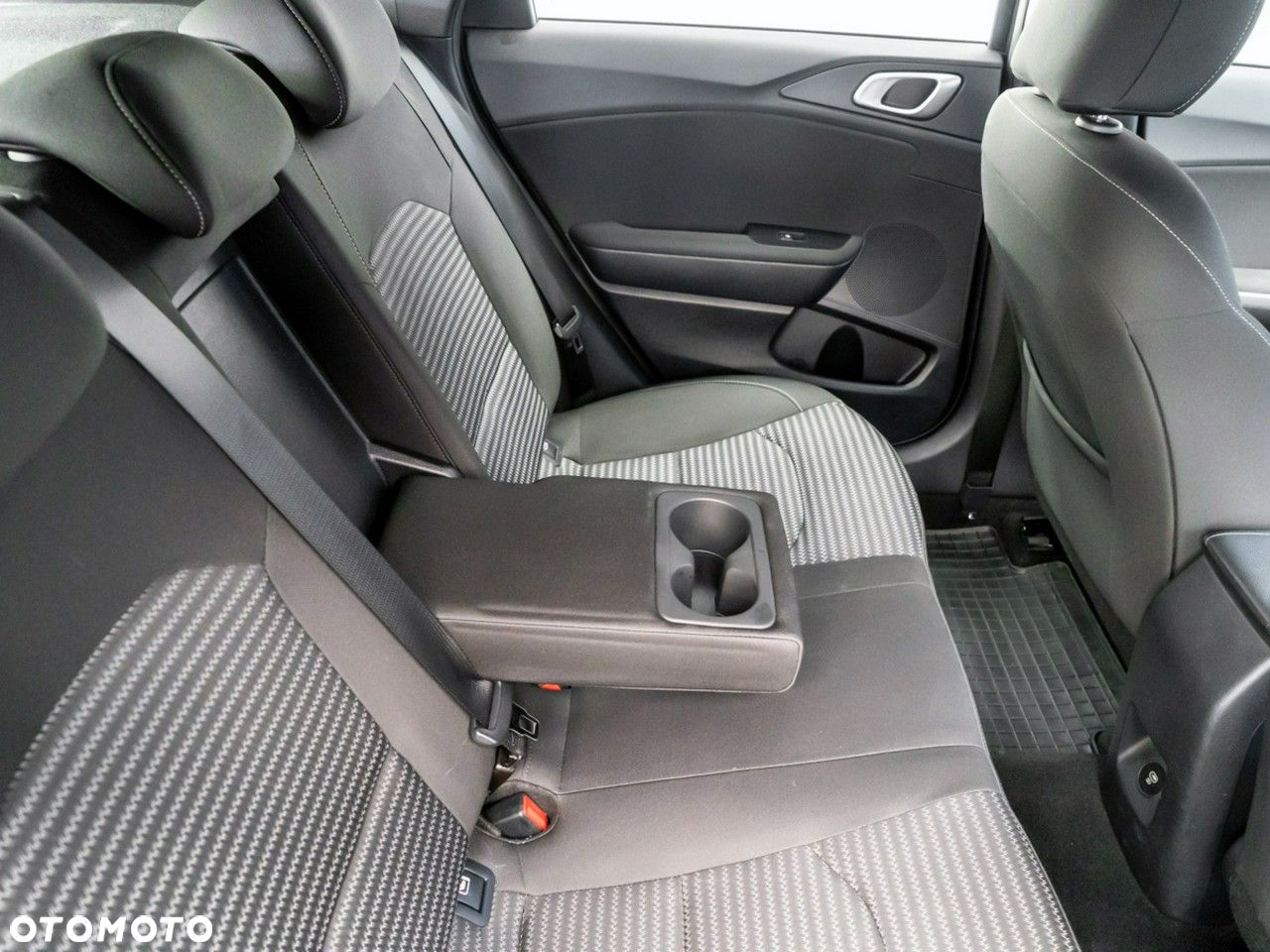 Kia Ceed 1.0 T-GDI M - 26