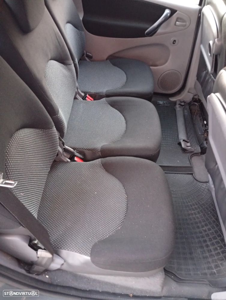 Citroën C4 Picasso 1.6 HDi - 3