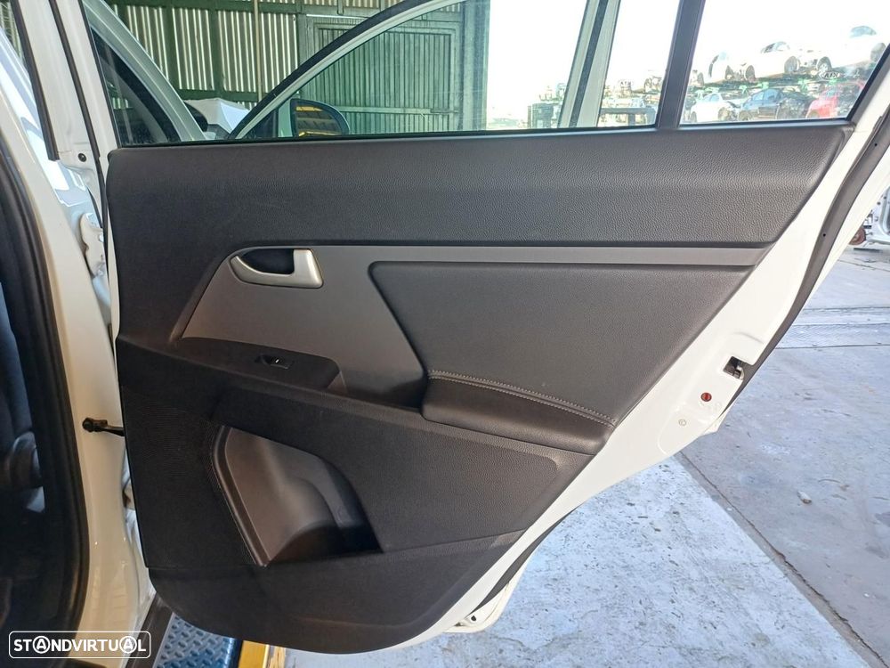 FORRA DA PORTA TRASEIRA DIREITA KIA SPORTAGE SL - 1