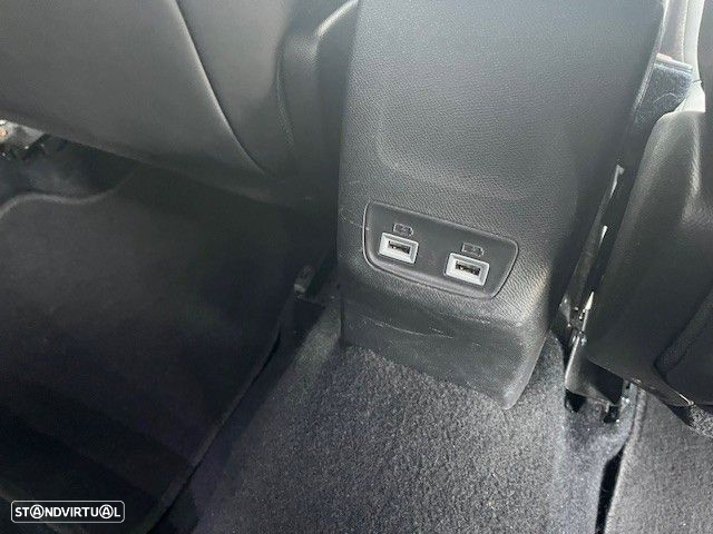 Peugeot 2008 1.2 PureTech Allure Pack - 16