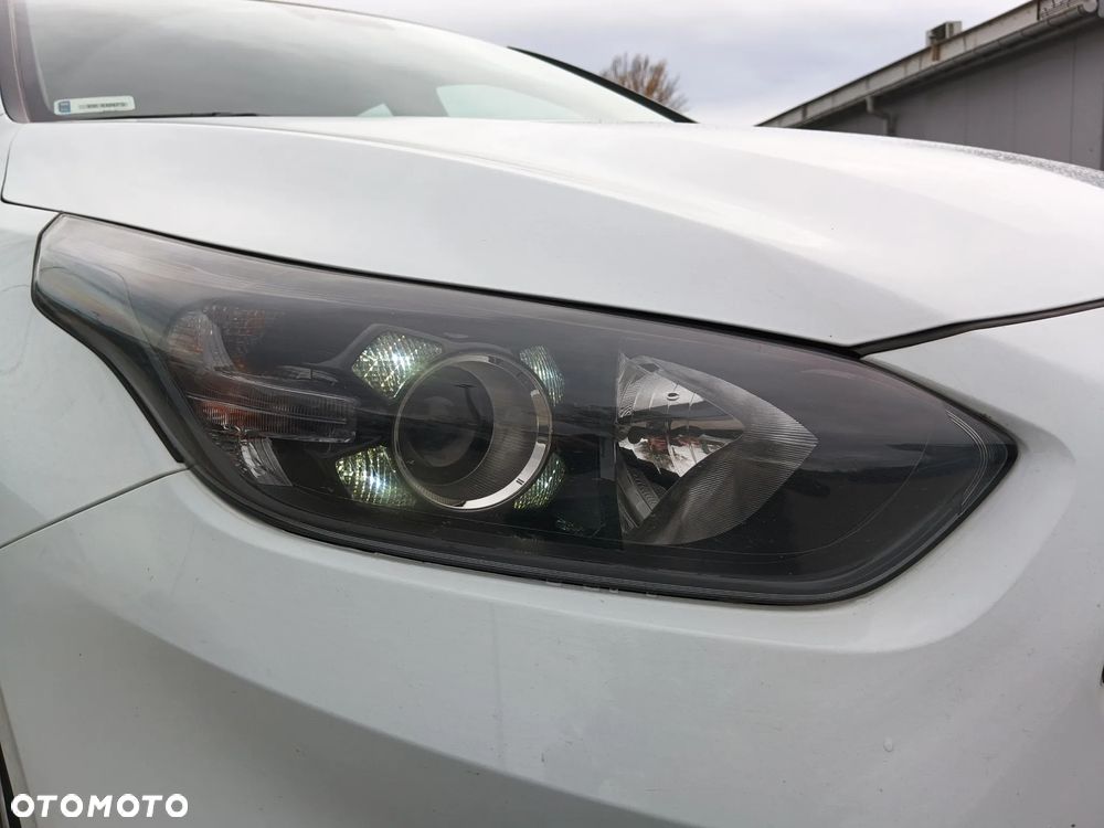 Kia Ceed 1.5 T-GDI M - 9