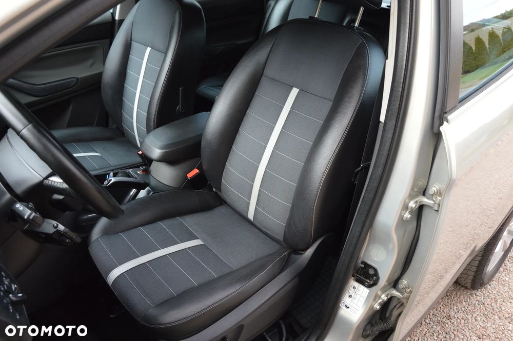Ford Kuga - 20