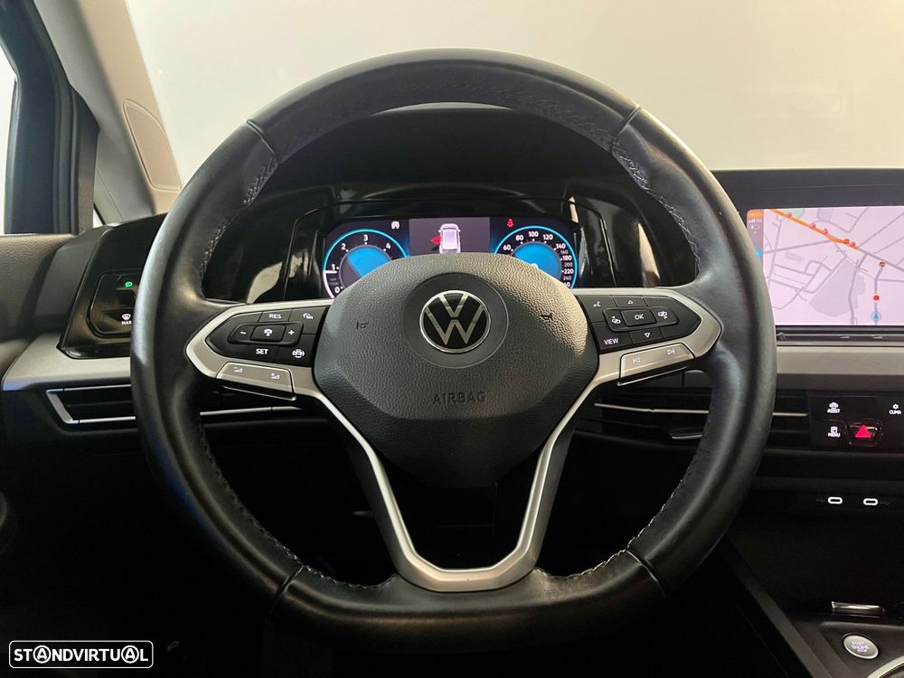 VW Golf Variant 2.0 TDi Life - 16