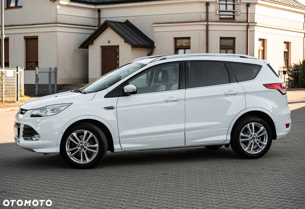 Ford Kuga 1.5 EcoBoost 4WD Titanium - 5