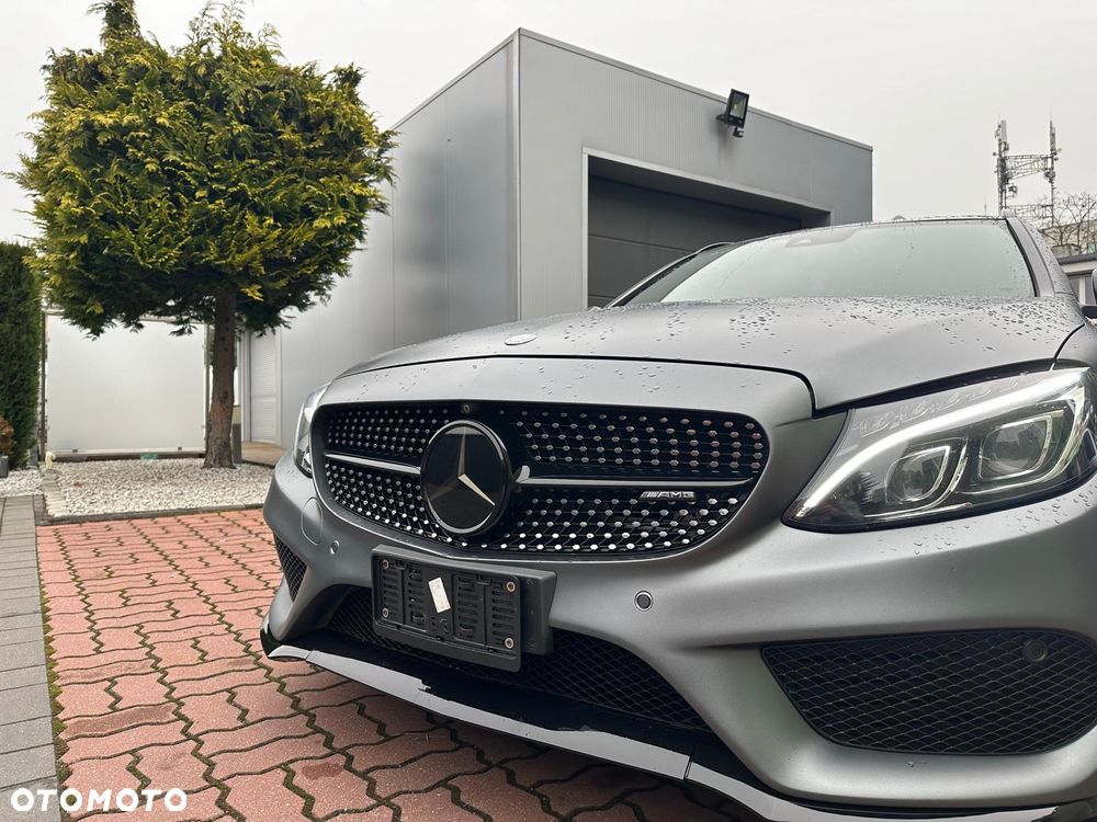 Mercedes-Benz Klasa C AMG 43 4-Matic - 9