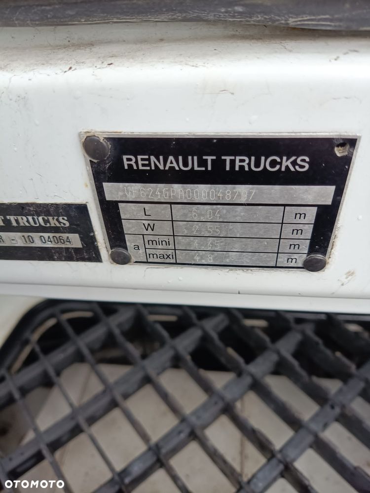 Renault Premium - 2