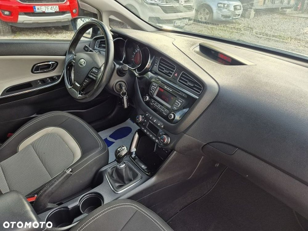 Kia Ceed - 18