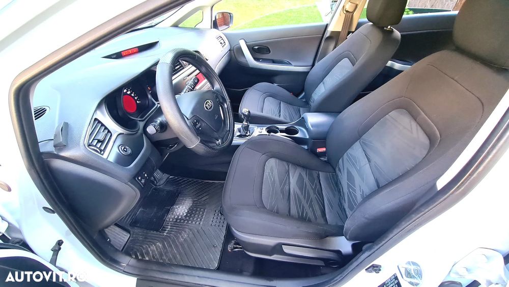 Kia Ceed 1.4 CRDi 90 Spirit - 3
