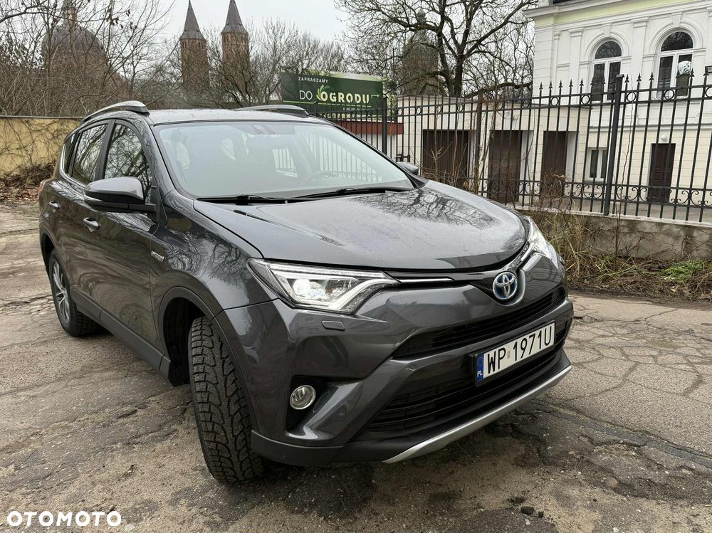 Toyota RAV4 - 2