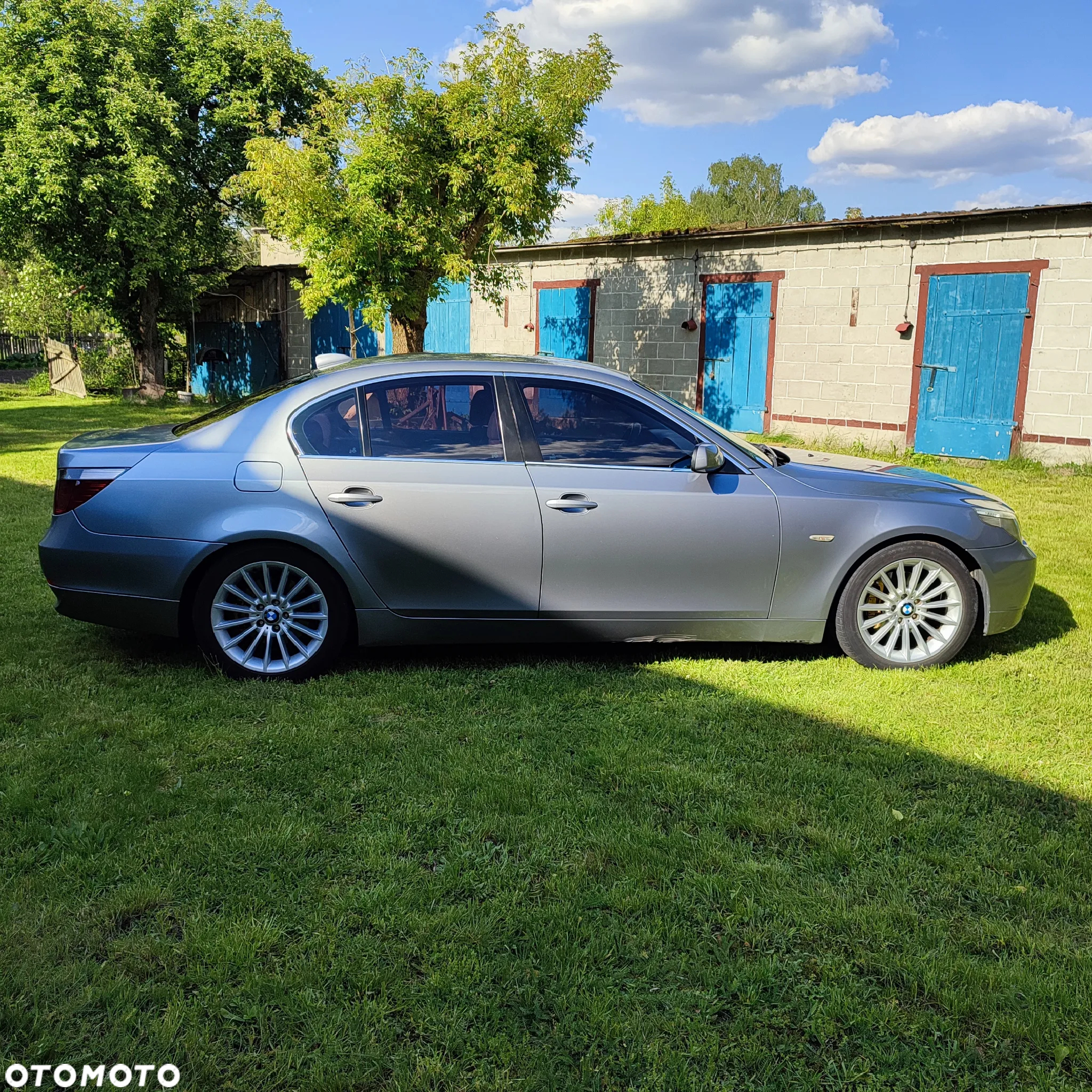 BMW Seria 5 525d Touring - 18