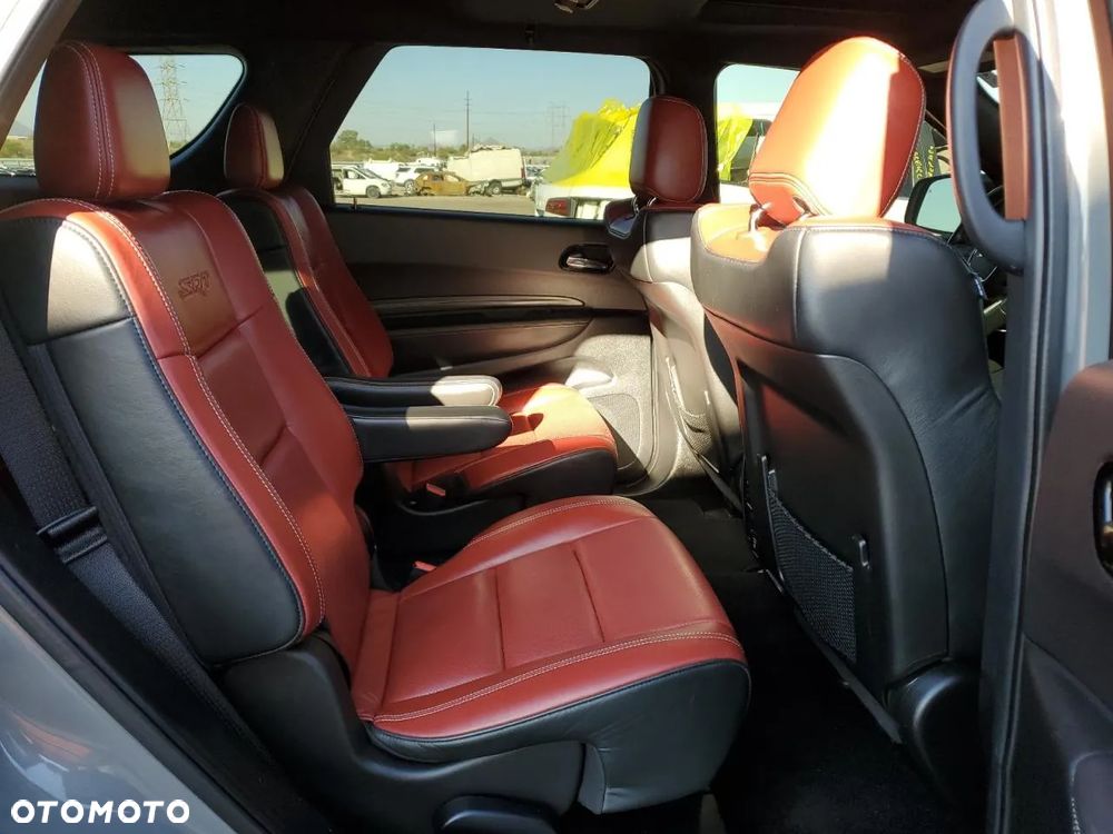 Dodge Durango 6.4 SRT - 11