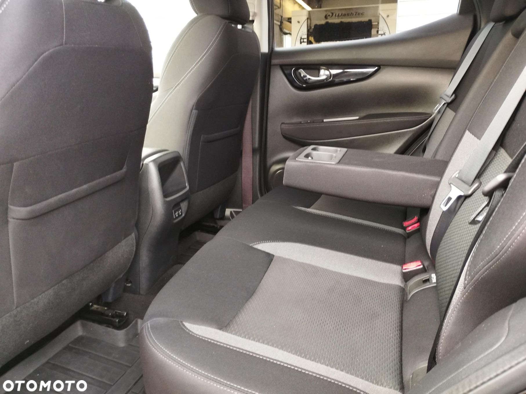 Nissan Qashqai 1.3 DIG-T N-Connecta - 14