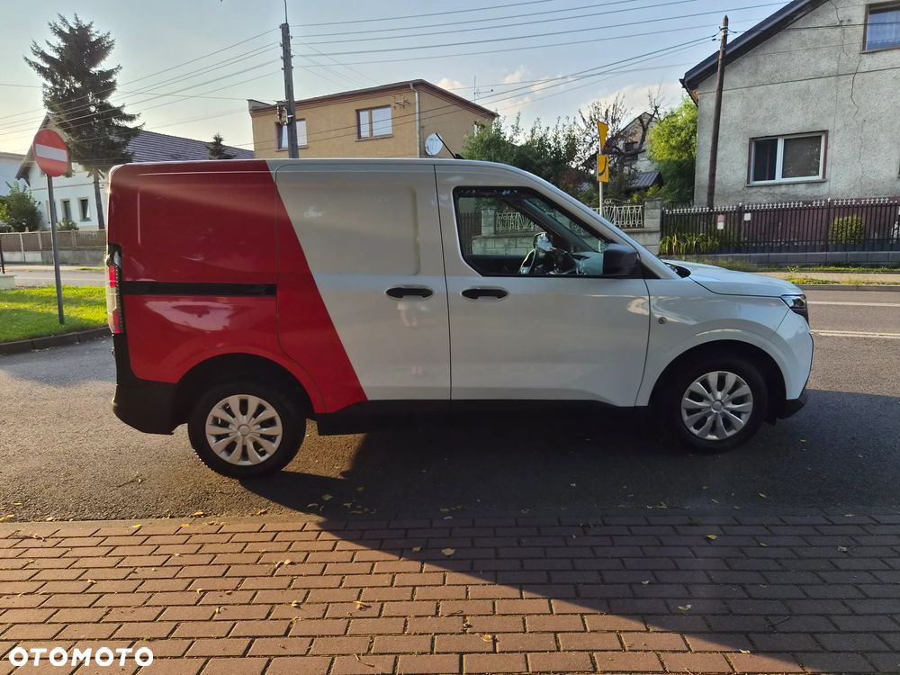 Ford Transit Courier - 6