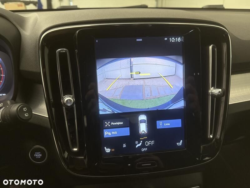 Volvo XC 40 T4 Momentum Pro - 16