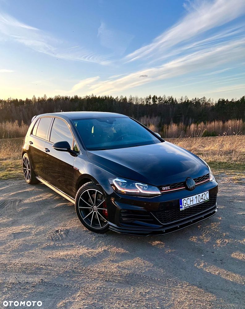Volkswagen Golf 2.0 TSI OPF DSG GTI - 2