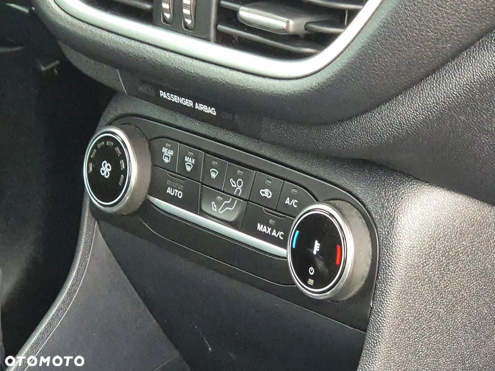Ford Fiesta - 26