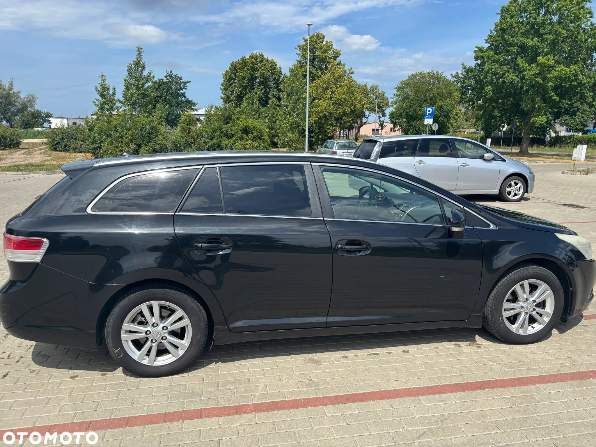 Toyota Avensis 1.8 Luna EU5 - 8