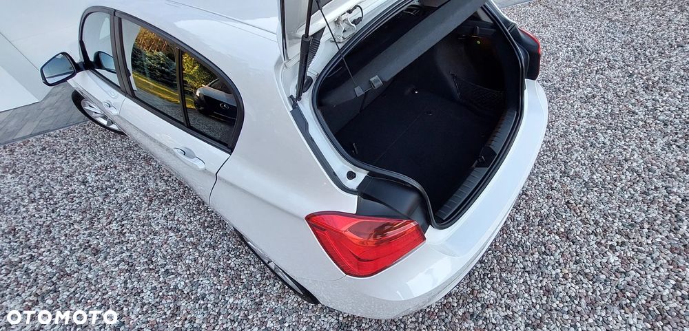 BMW Seria 1 116i Sport Line - 23