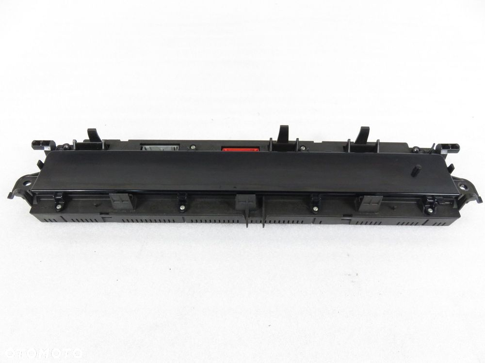 LICZNIK RENAULT SCENIC II 1.5 dCi (JM1F) - K9K 724 8200494955A - 9