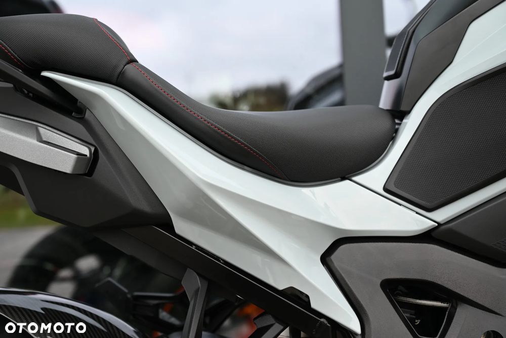 BMW XR - 21