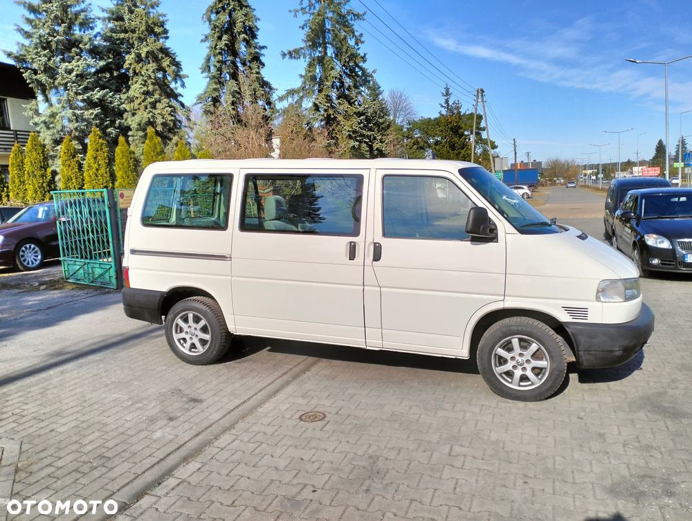 Volkswagen Transporter - 22