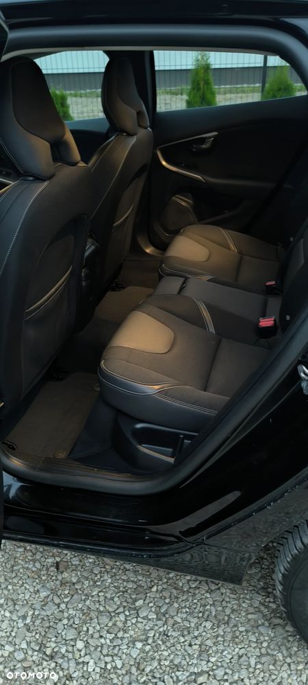 Volvo V40 - 11