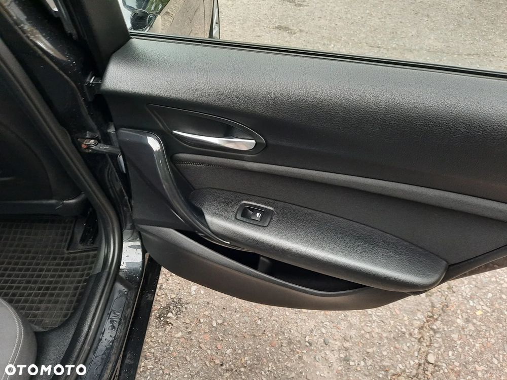 BMW Seria 1 118d DPF Edition Sport - 21