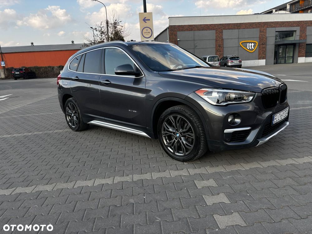 BMW X1 xDrive25i xLine - 6