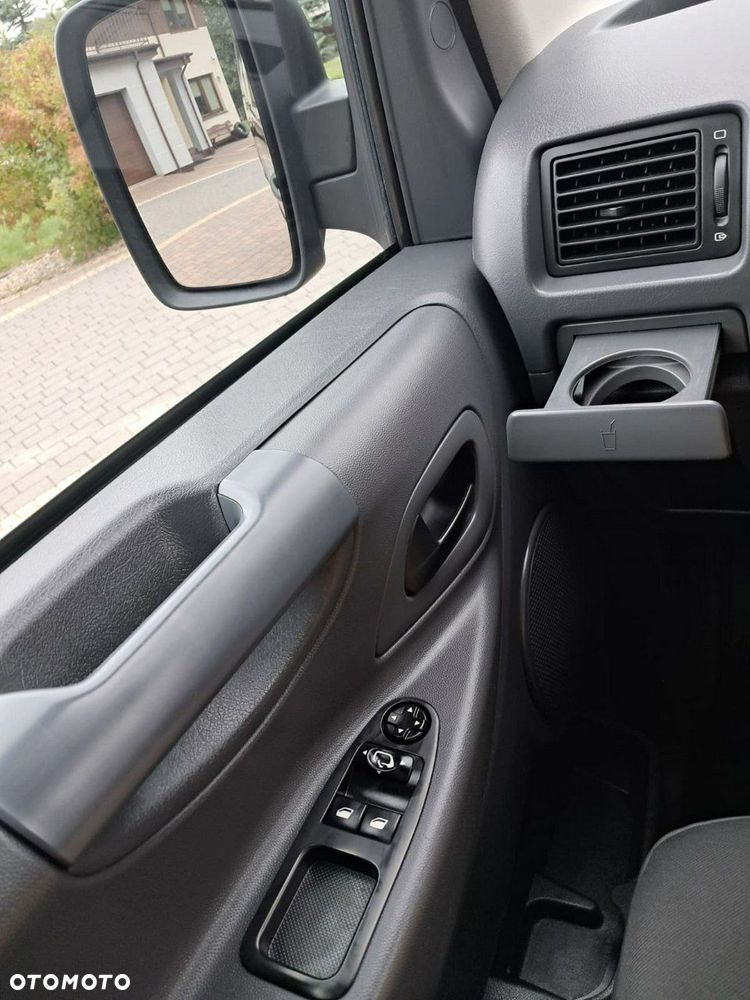 Peugeot Expert - 18