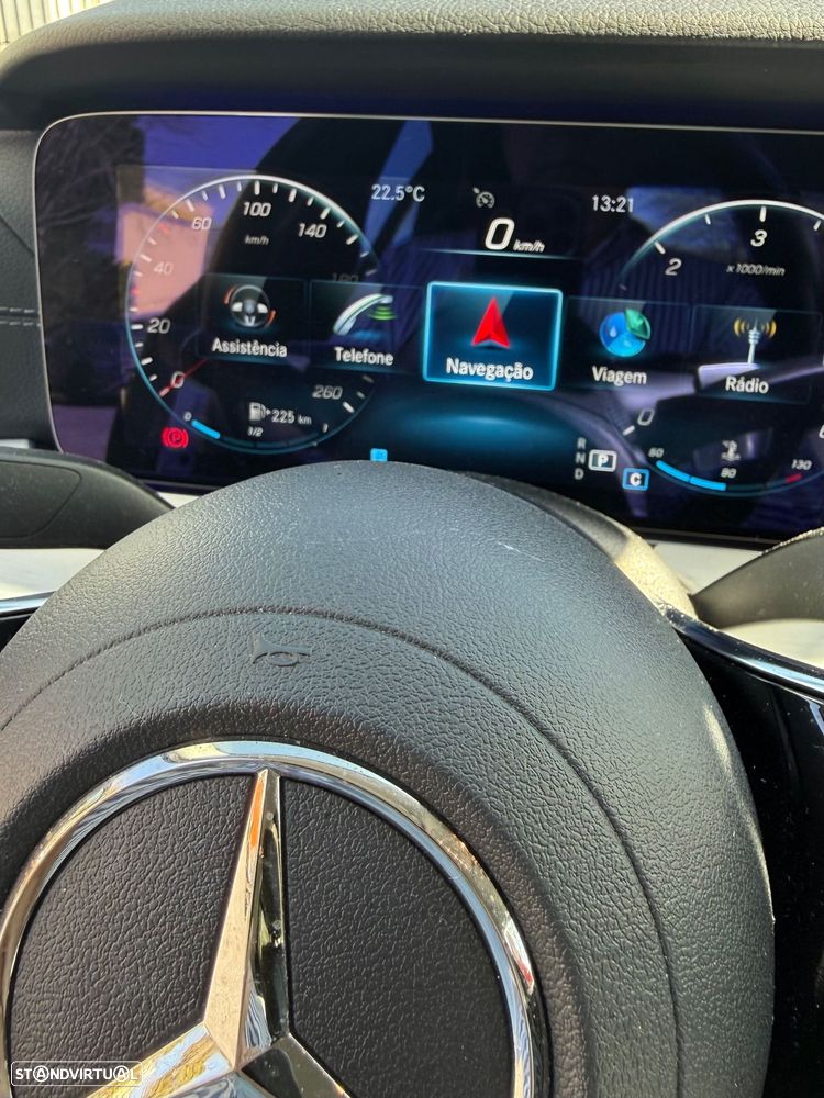 Mercedes-Benz E 220 d Exclusive Line - 5