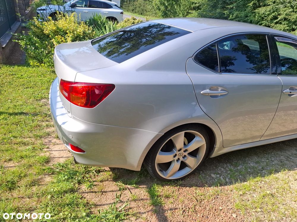 Lexus IS 250 Sport - 10