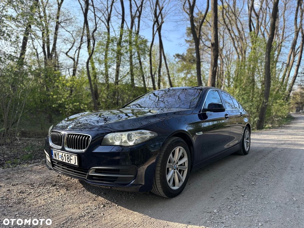 BMW Seria 5 528i xDrive - 2