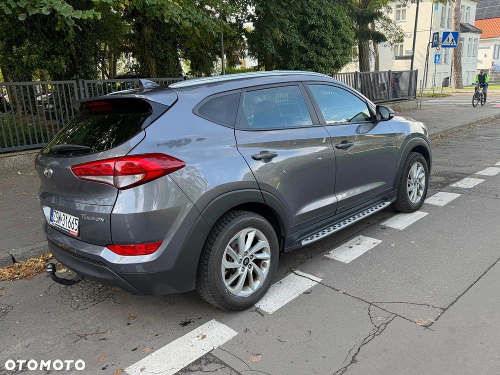 Hyundai Tucson blue 1.7 CRDi 2WD Passion - 10