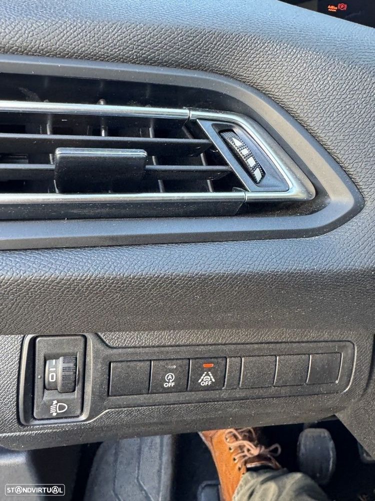 Peugeot 308 SW 1.5 BlueHDi Allure - 10