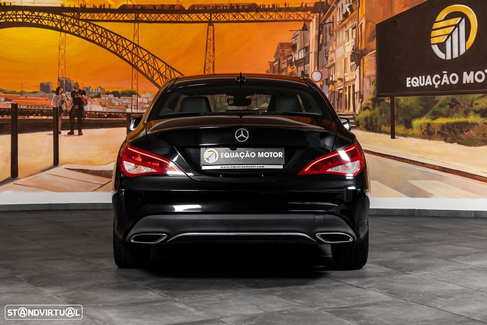Mercedes-Benz CLA 180 - 4