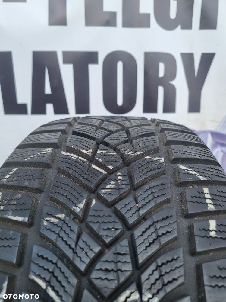 225/55 R17 Goodyear Ultragrip Performance