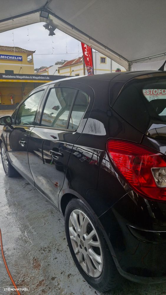 Opel Corsa 1.2 Enjoy - 3